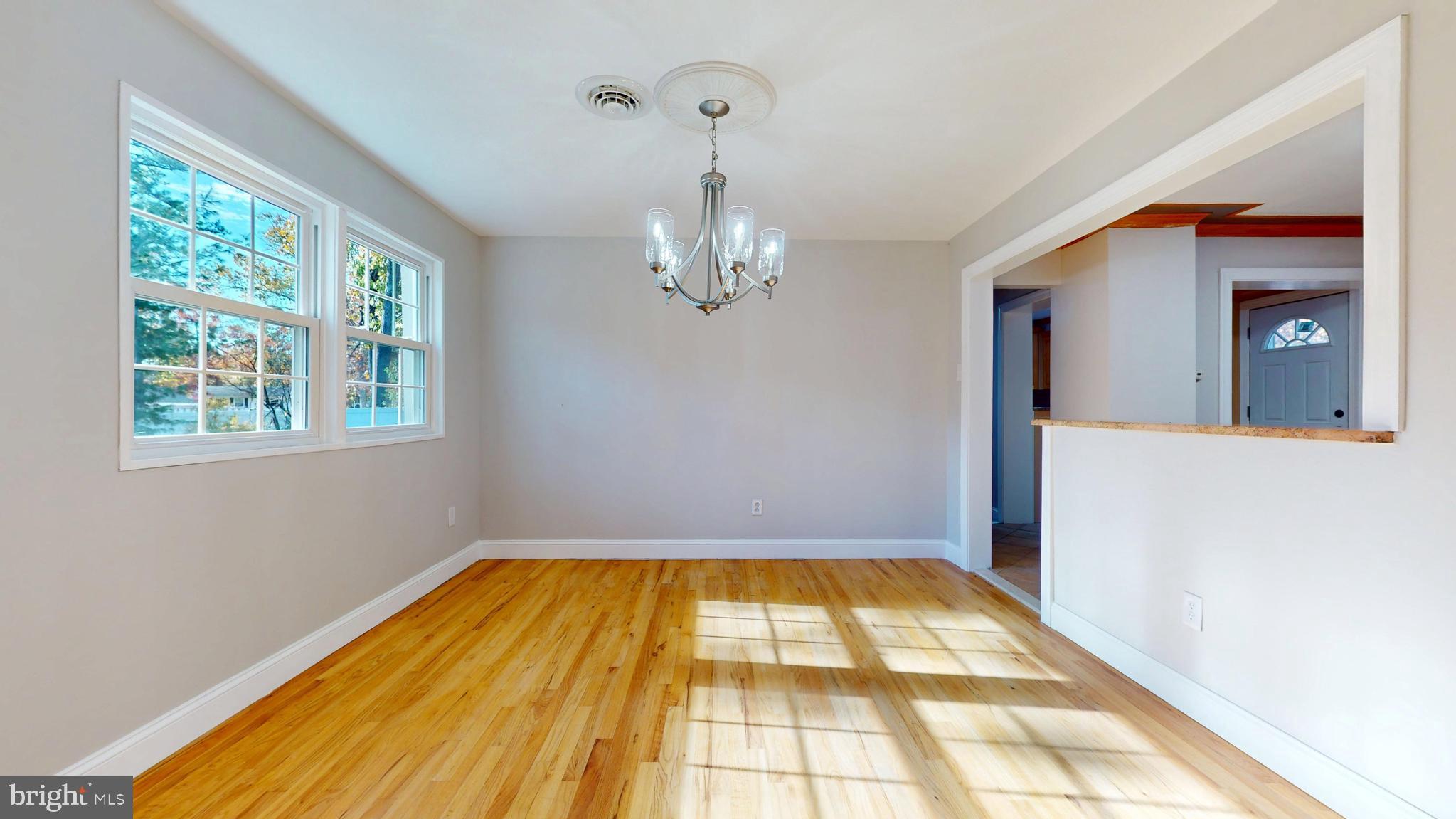 119 East Collings Drive Williamstown, NJ 08094 - Photo 14 of 61 Bright Dining Room