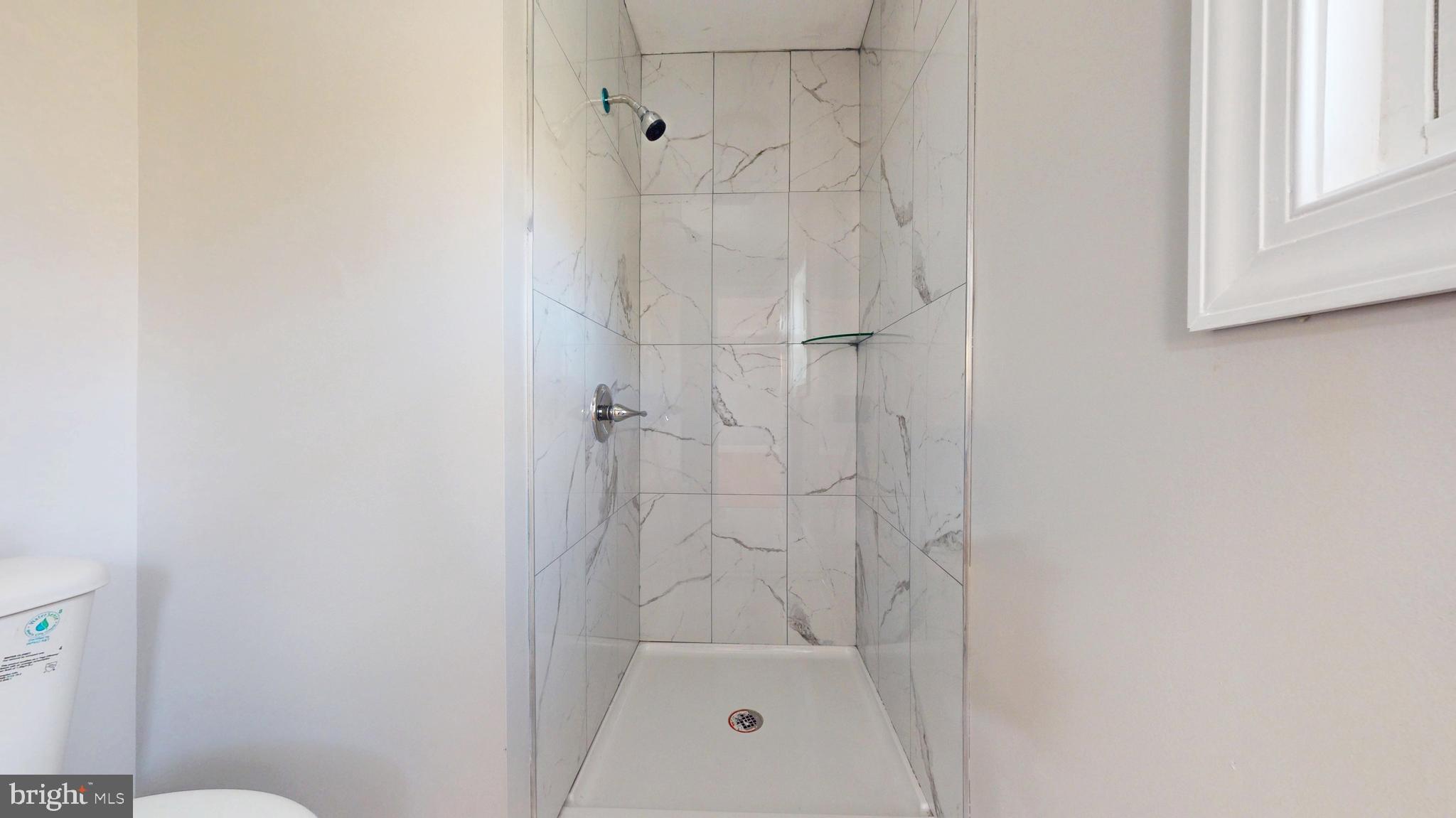 119 East Collings Drive Williamstown, NJ 08094 - Photo 18 of 61 a bathroom with a shower