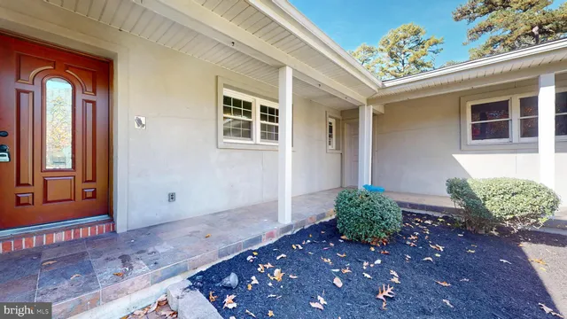 $449,900 | 119 East Collings Drive, Williamstown, NJ 08094