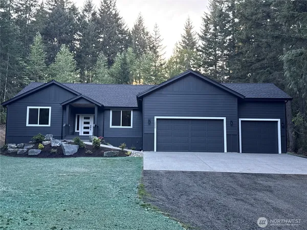 $969,900 | 14884 Fagerud Road Southeast, Olalla, WA 98359