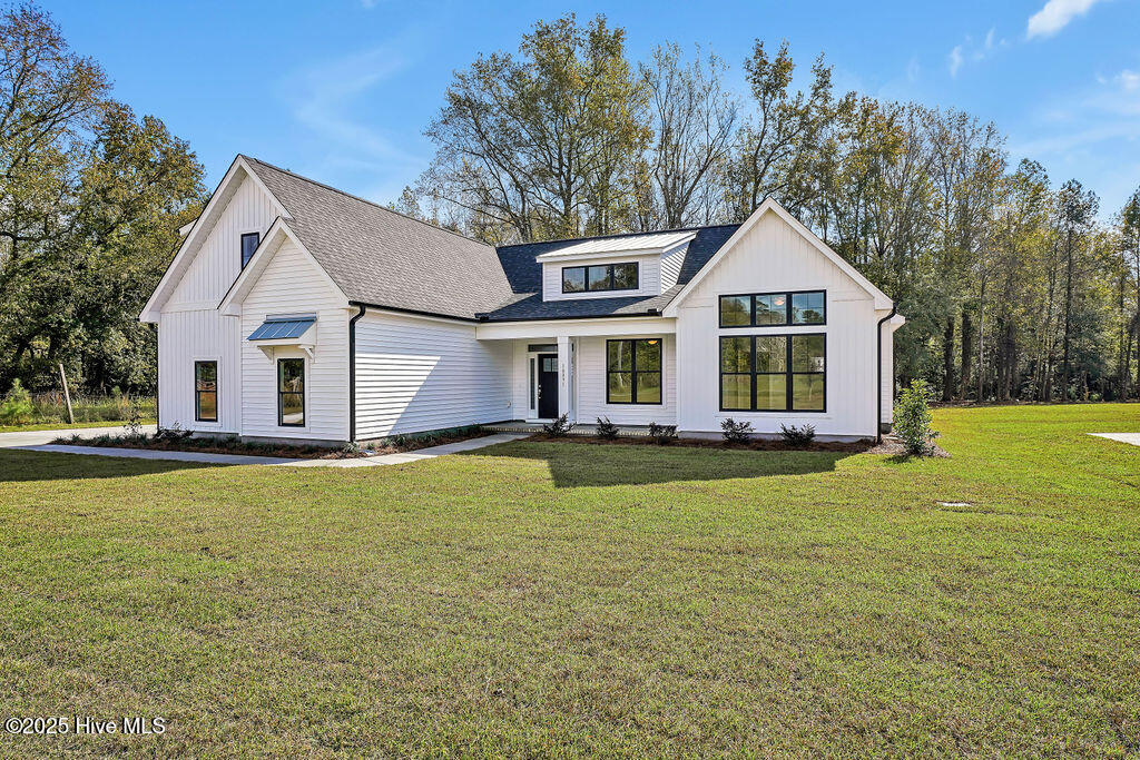 10891 Ashton Road Burgaw, NC 28425 - Photo 3 of 23 02