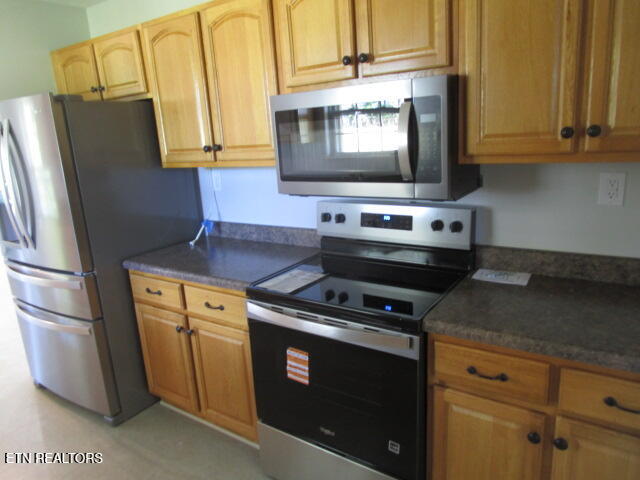 9352 Davis Drive Corryton, TN 37721 - Photo 8 of 17 IMG_4243