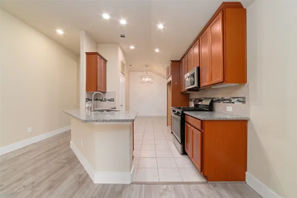 $2,300 | 15615 Whispering Green Drive, Cypress, TX 77429