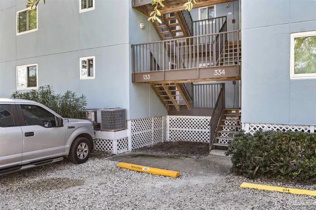 $260,000 | 14100 River Road, Unit 133, Pensacola, FL 32507