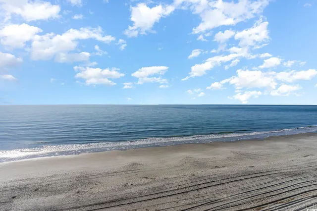$194,900 | 2710 South Ocean Boulevard, Unit 407, Myrtle Beach, SC 29577