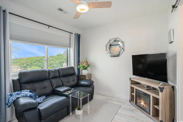 $194,900 | 2710 South Ocean Boulevard, Unit 407, Myrtle Beach, SC 29577