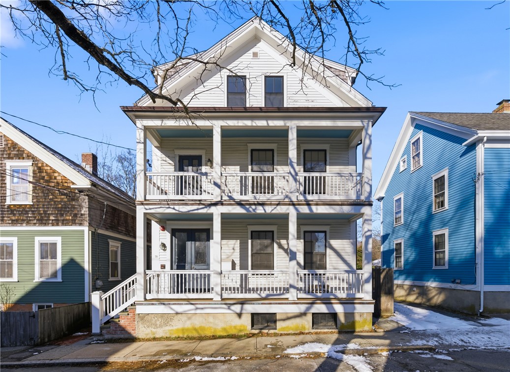 19 Walnut Street, Unit 4 Newport, RI 02840 - Photo 9 of 10 Exterior