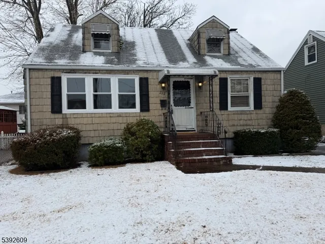 $499,900 | 222 North 17th Street, Kenilworth, NJ 07033
