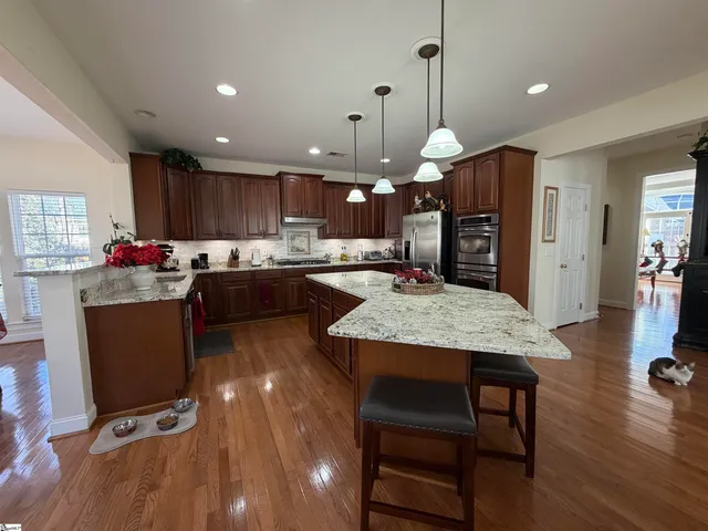 $542,000 | 402 Winding River Lane, Simpsonville, SC 29681