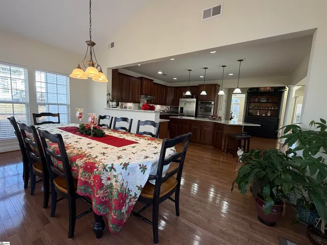 $542,000 | 402 Winding River Lane, Simpsonville, SC 29681