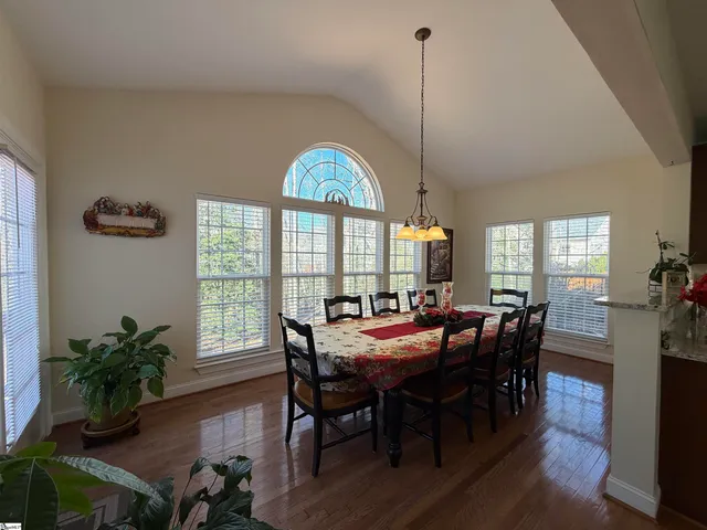 $542,000 | 402 Winding River Lane, Simpsonville, SC 29681