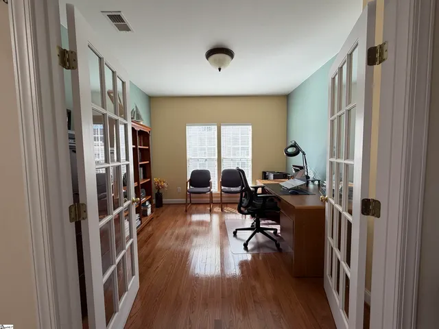 $542,000 | 402 Winding River Lane, Simpsonville, SC 29681