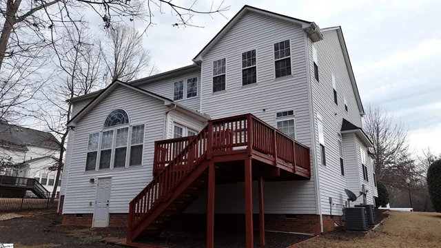 $542,000 | 402 Winding River Lane, Simpsonville, SC 29681