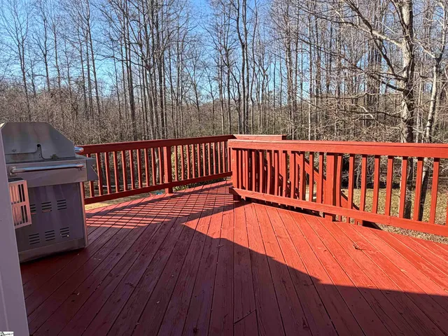 $542,000 | 402 Winding River Lane, Simpsonville, SC 29681