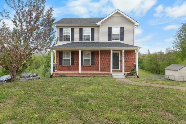 $1,895 | 934 Hedge Apple Drive, Clarksville, TN 37040