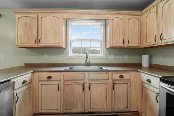 $1,895 | 934 Hedge Apple Drive, Clarksville, TN 37040