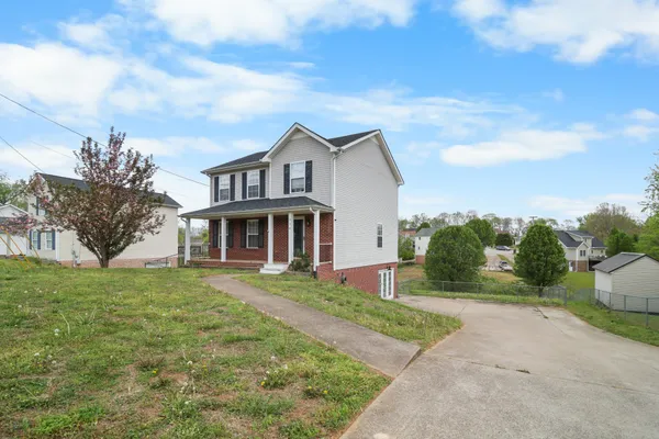 $1,895 | 934 Hedge Apple Drive, Clarksville, TN 37040