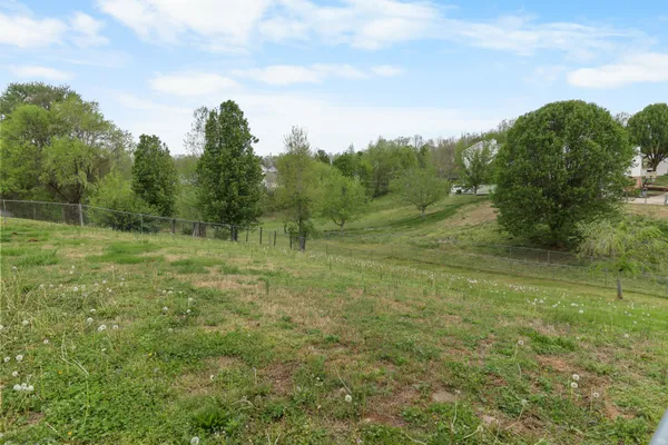 $1,895 | 934 Hedge Apple Drive, Clarksville, TN 37040