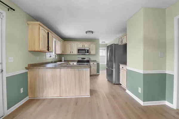 $1,895 | 934 Hedge Apple Drive, Clarksville, TN 37040