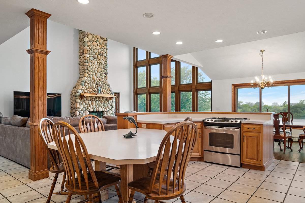 10739-451 North 1300 E Road Chenoa, IL 61726 - Photo 13 of 55 a view of a dining room with furniture window and outside view