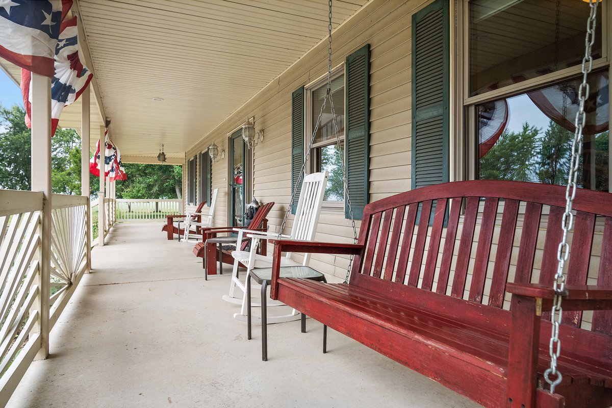 10739-451 North 1300 E Road Chenoa, IL 61726 - Photo 38 of 55 a view of outdoor seating