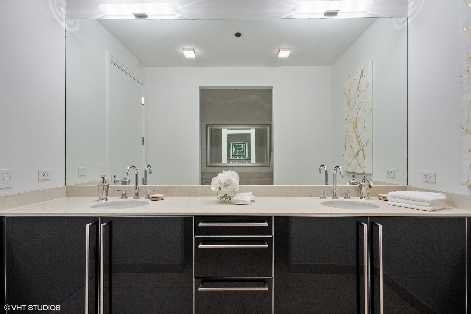 30 West Oak Street, Unit 10B Chicago, IL 60610 - Photo 18 of 27