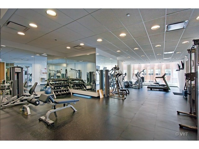 30 West Oak Street, Unit 10B Chicago, IL 60610 - Photo 25 of 27