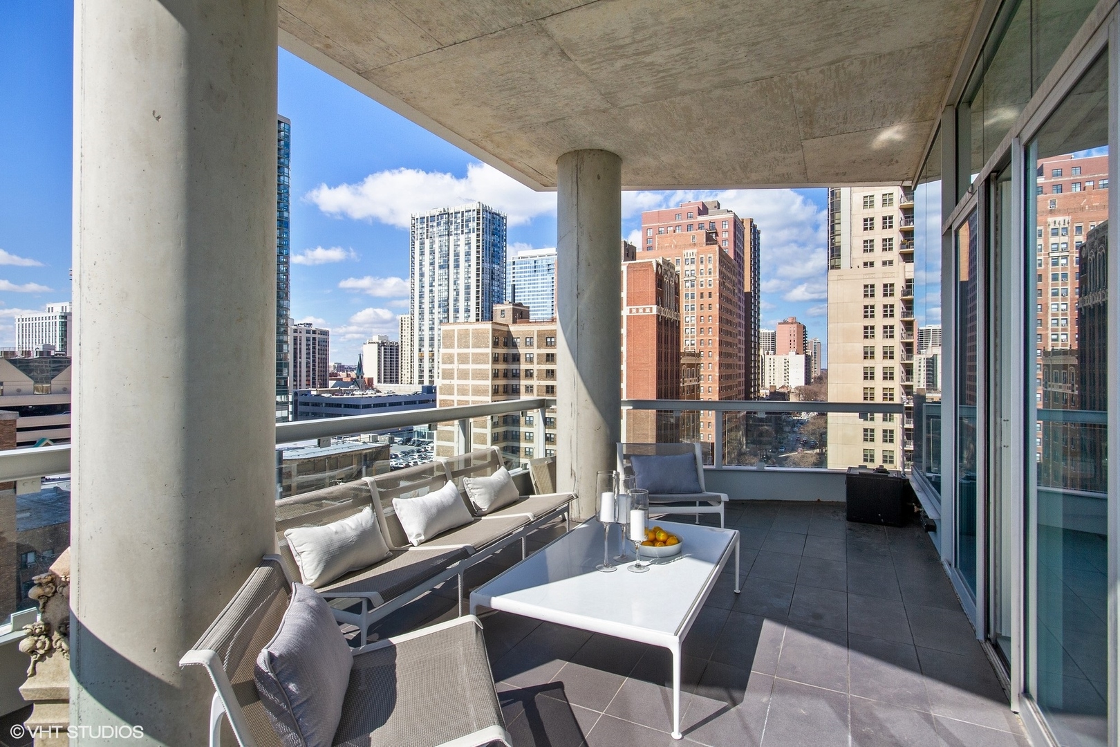 30 West Oak Street, Unit 10B Chicago, IL 60610 - Photo 8 of 27