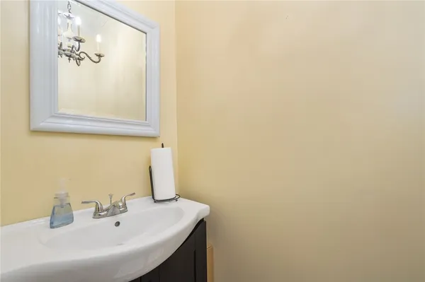 $221,000 | 110 Fair Street, Schoharie, NY 12157