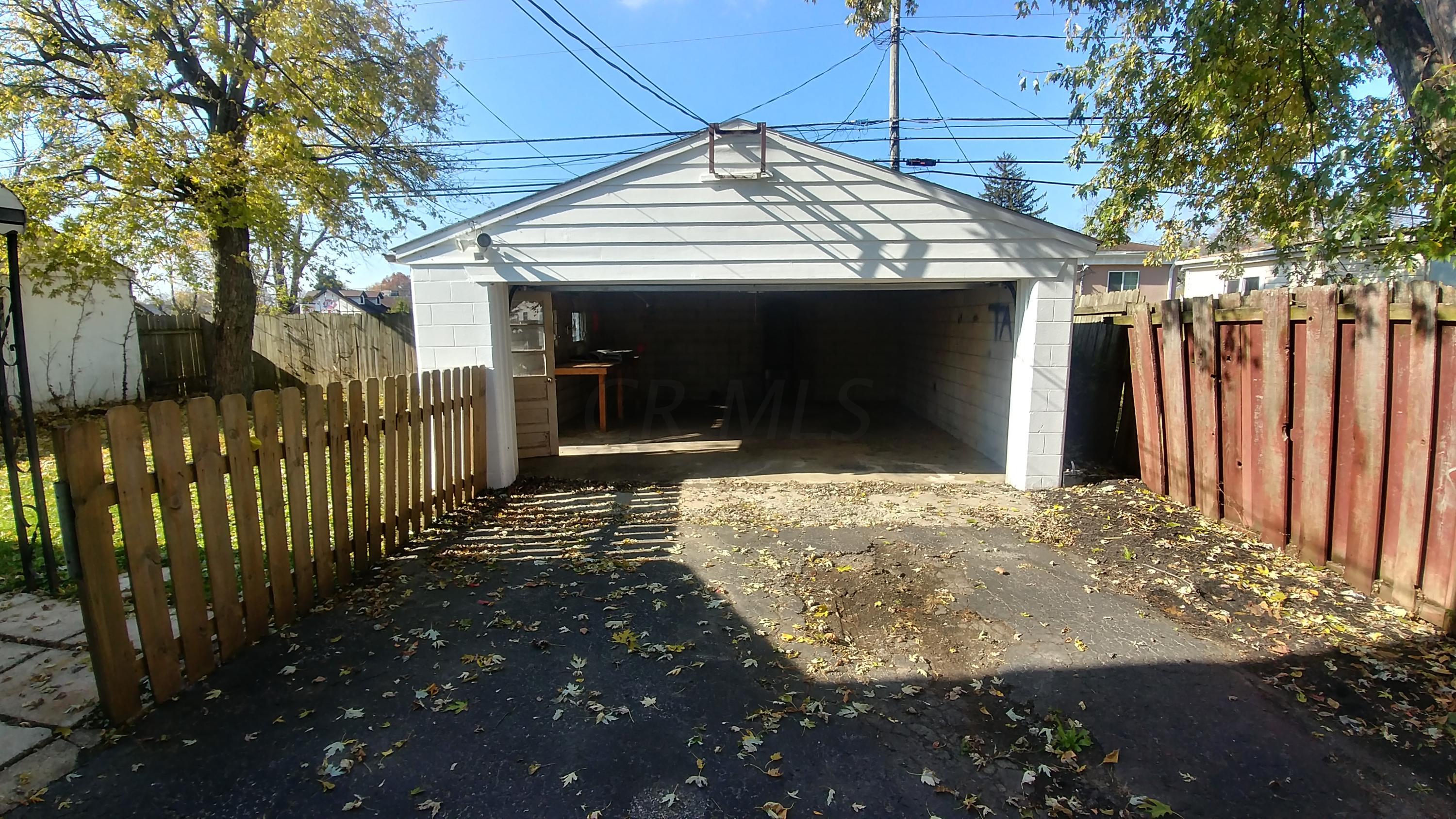 533 Elaine Road Whitehall, OH 43213 - Photo 14 of 17 Gallery Image 14