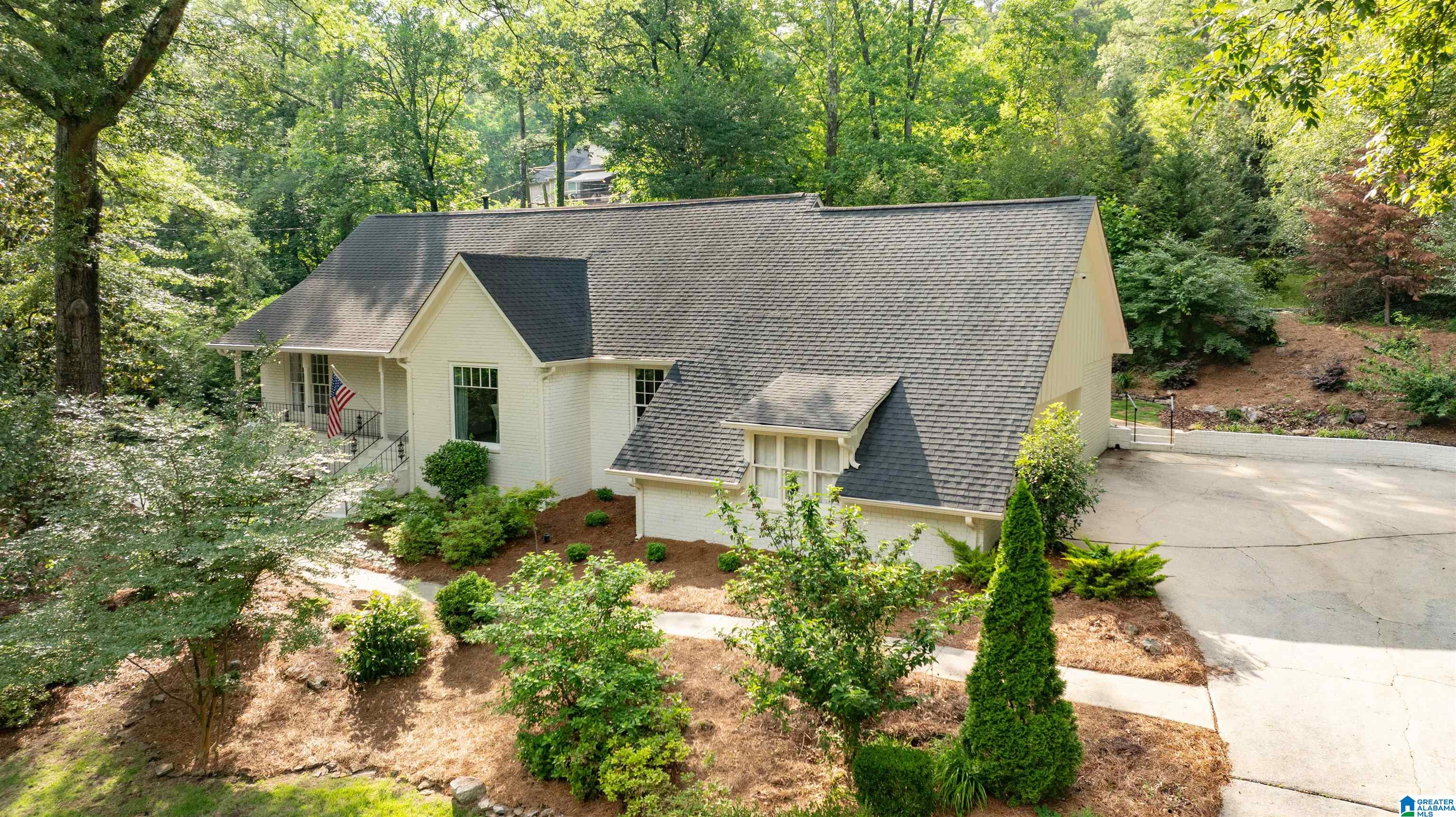 3754 Brookwood Road Birmingham, AL 35223 - Photo 2 of 39