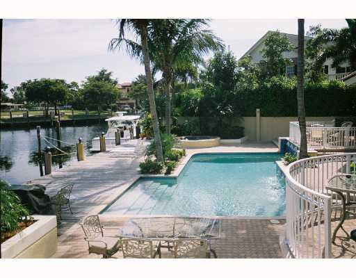 10 Compass Road Fort Lauderdale, FL 33308 - Photo 15 of 16 Swimming Pool/Hot Tub/Sauna