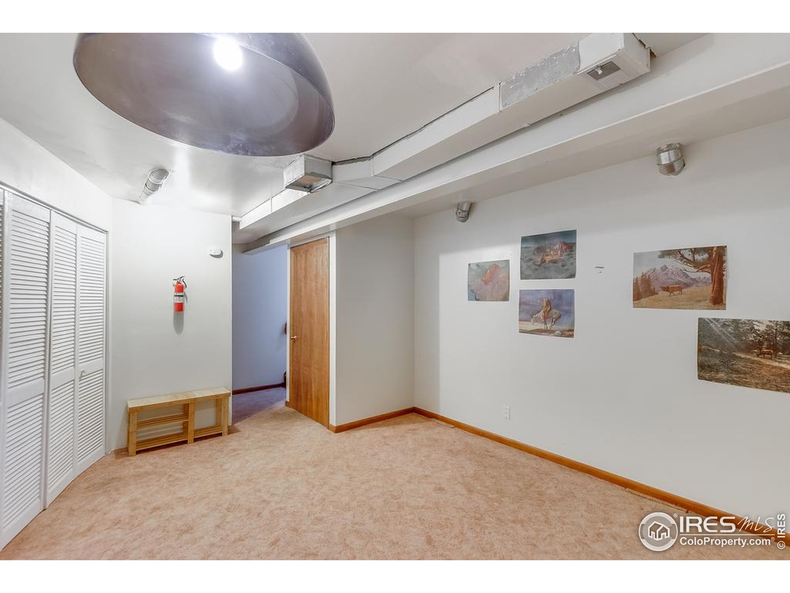 1070 Crestview Court, Unit 4 Estes Park, CO 80517 - Photo 24 of 28 a view of an empty room