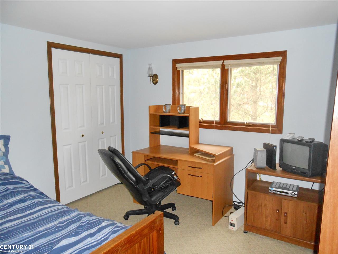 2408 Chalet Drive Rochester Hills, MI 48309 - Photo 37 of 49