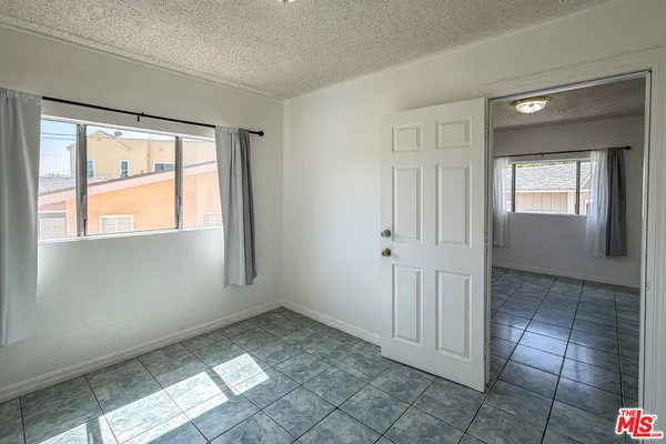 $1,800 | 3331 1/2 City Terrace Drive, Los Angeles, CA 90063