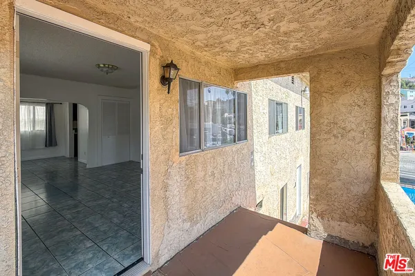 $1,800 | 3331 1/2 City Terrace Drive, Los Angeles, CA 90063