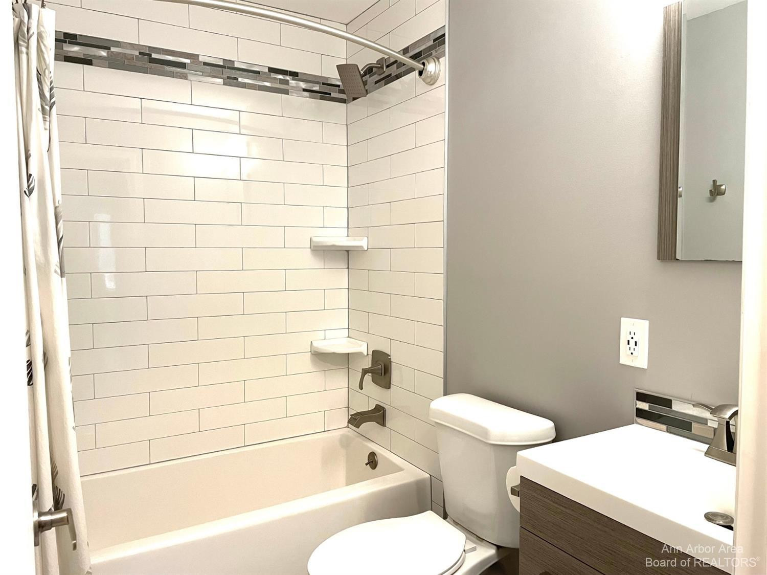 9971 Oak Grove Road Howell, MI 48855 - Photo 10 of 15 Photo 10