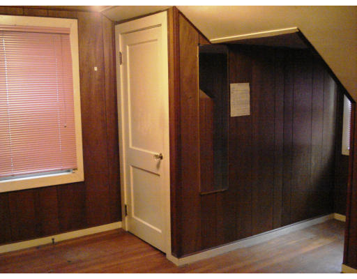 21 Lee Road Sharon, MA 02067 - Photo 5 of 6 Gallery Image 5