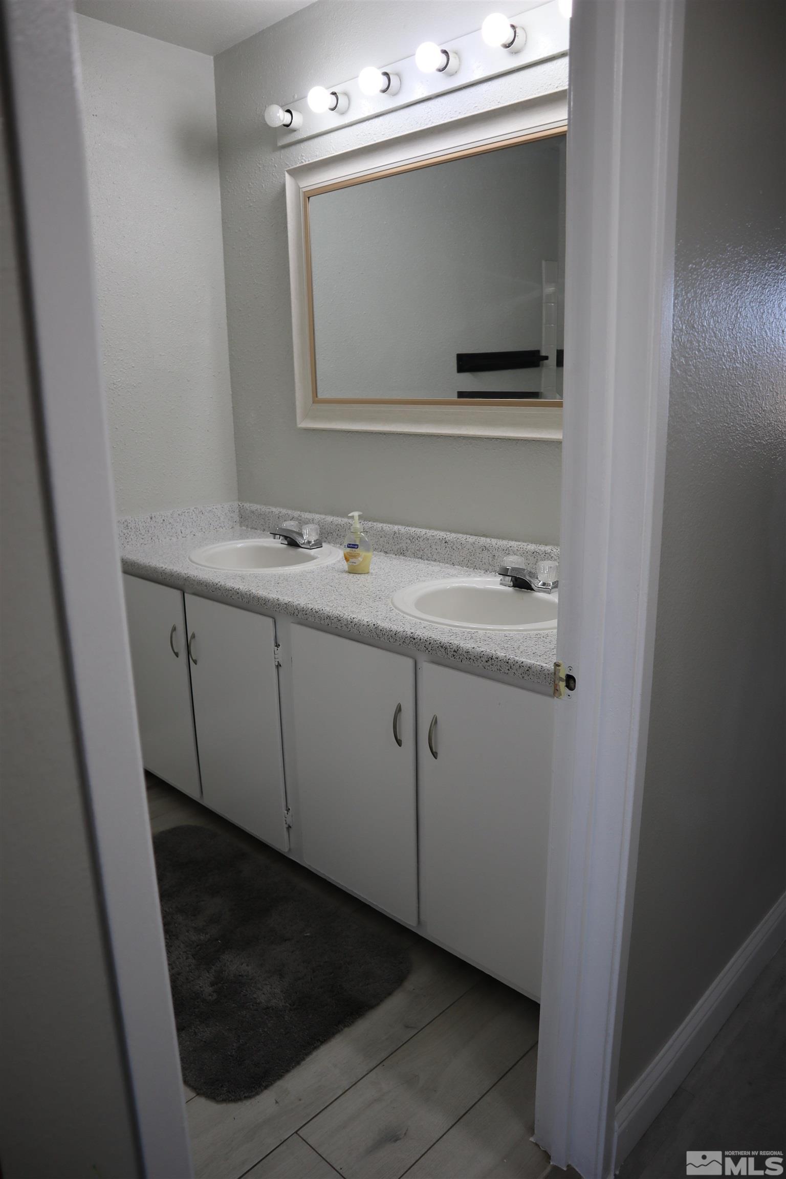 857 Nutmeg Place, Unit 2 Reno, NV 89502 - Photo 14 of 21 Photo 14
