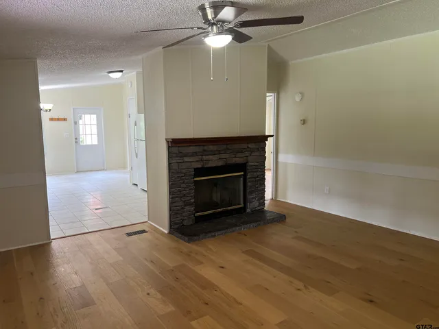 $175,000 | 9160 Grape Avenue, Frankston, TX 75763