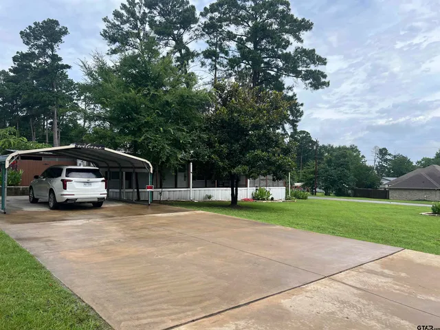 $175,000 | 9160 Grape Avenue, Frankston, TX 75763