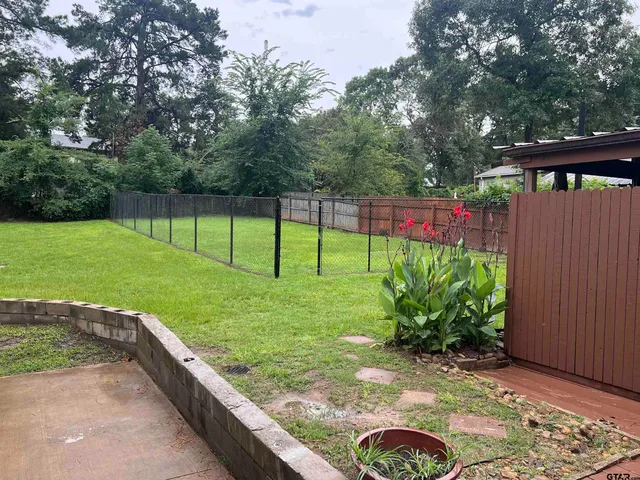 $175,000 | 9160 Grape Avenue, Frankston, TX 75763