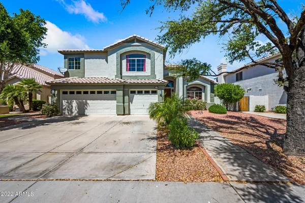 $3,400 | 708 West Stottler Place, Gilbert, AZ 85233