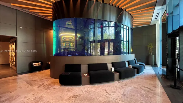 $5,400 | 1451 Brickell Avenue, Unit 2406, Miami, FL 33131