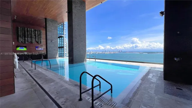 $5,400 | 1451 Brickell Avenue, Unit 2406, Miami, FL 33131