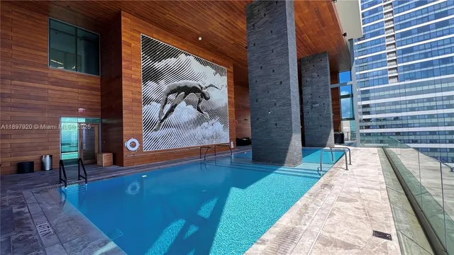 $5,400 | 1451 Brickell Avenue, Unit 2406, Miami, FL 33131