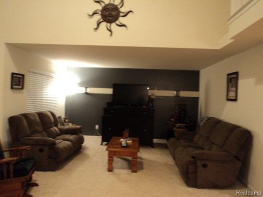 22629 Brantingham Road Macomb, MI 48044 - Photo 18 of 20 DSC00366.JPG