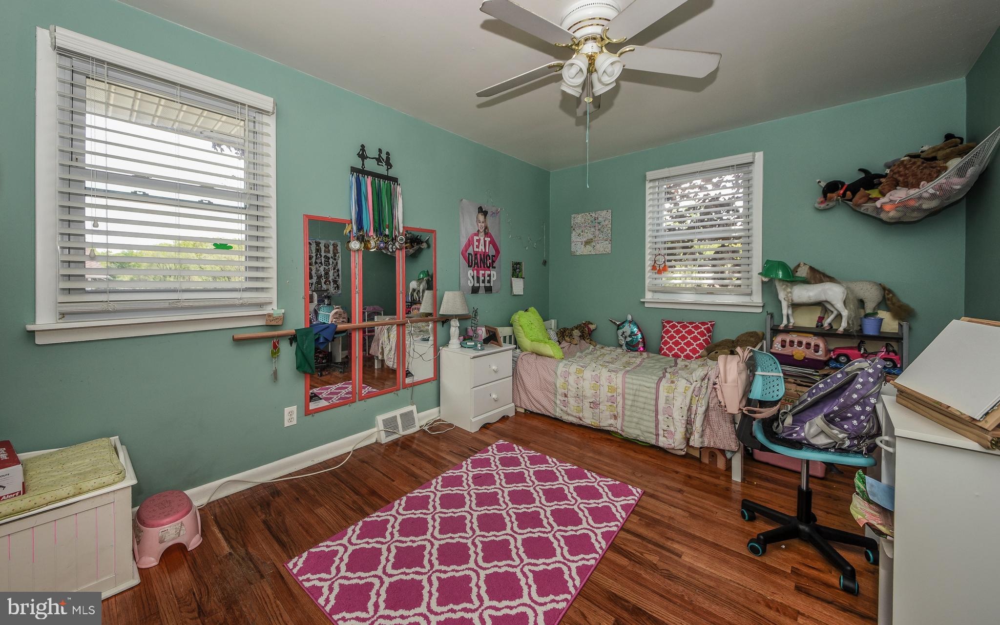 128 Kingfield Road Philadelphia, PA 19115 - Photo 17 of 30