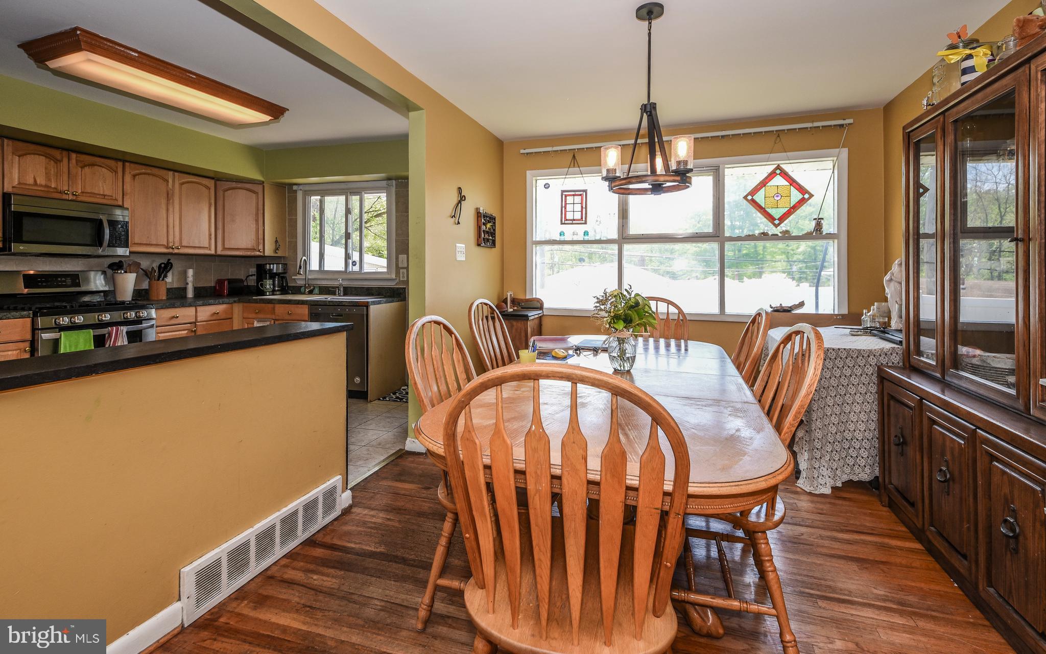 128 Kingfield Road Philadelphia, PA 19115 - Photo 9 of 30