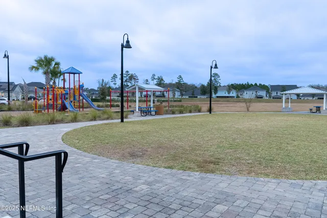 a view of outdoor space with city view